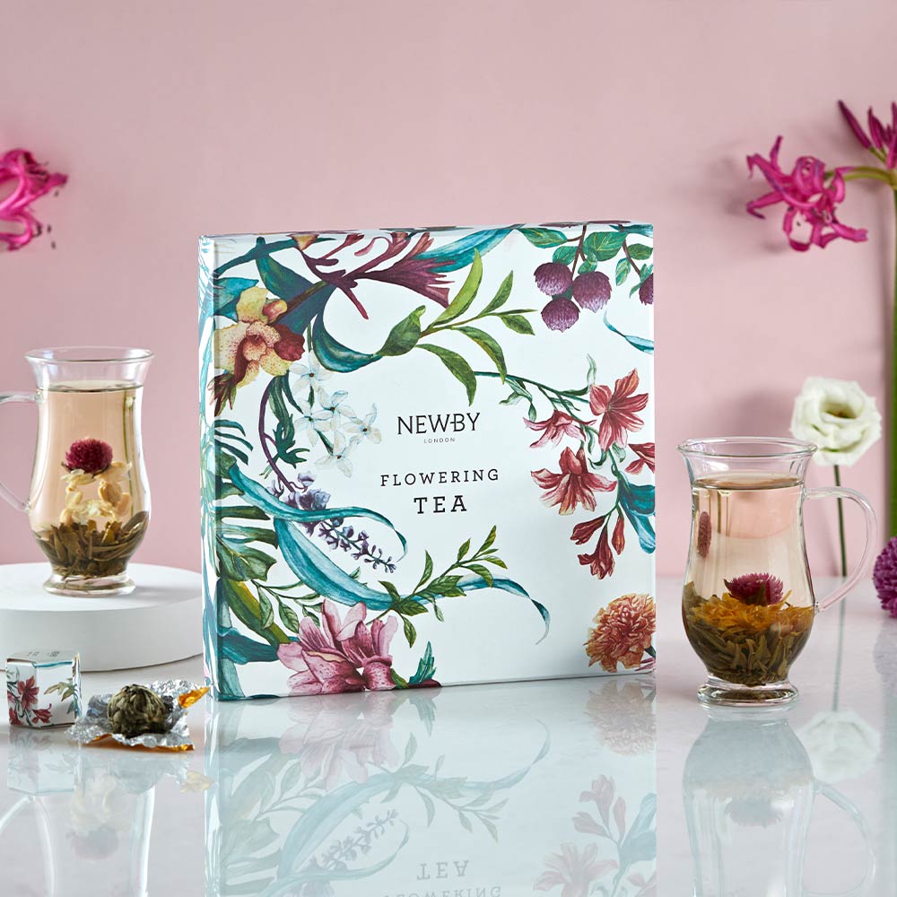 Flowering Tea Gift Set — 20 Bulbs - lifestyle